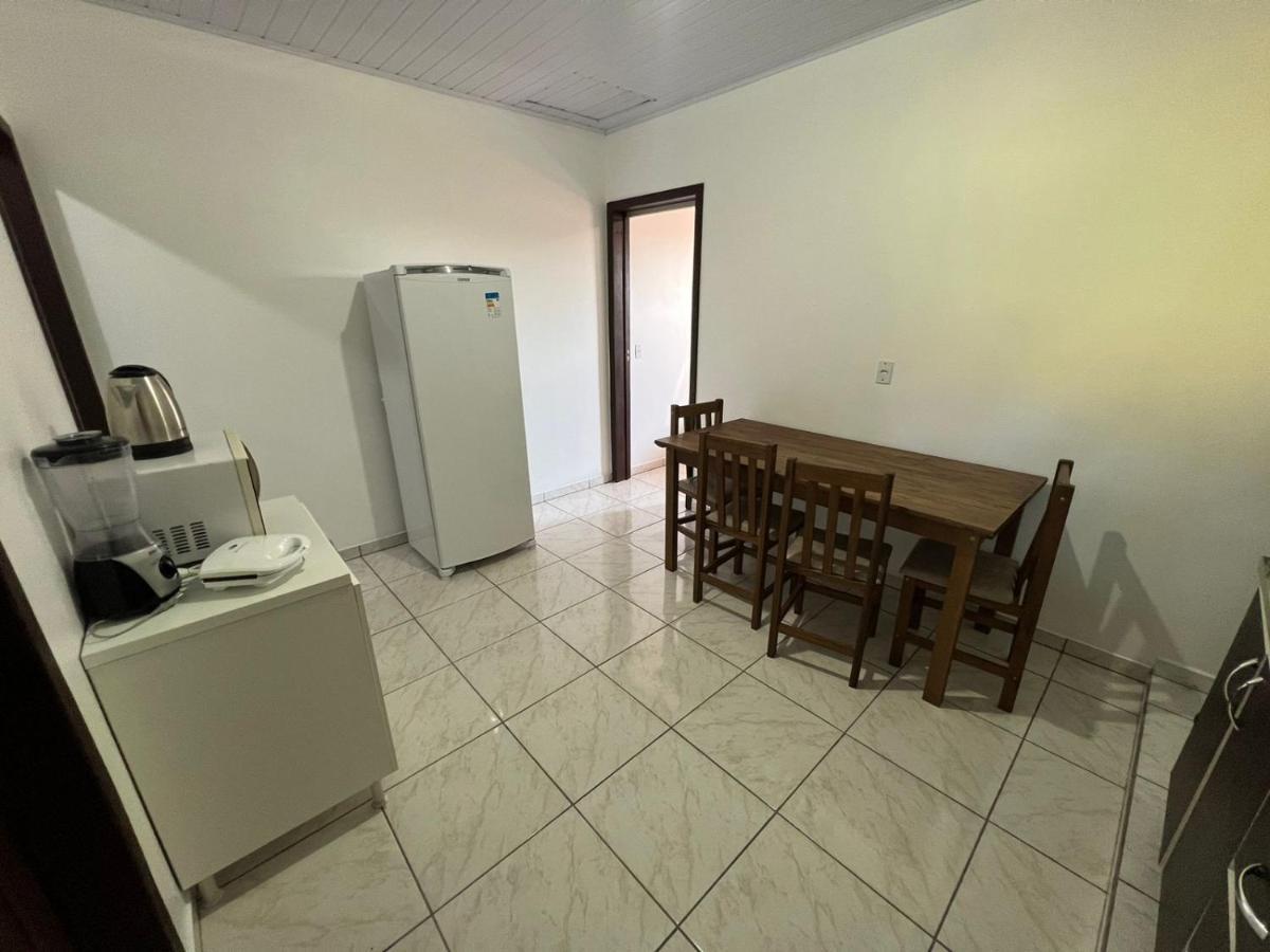 Quitinete Vo Ana Hotel Penha  Bilik gambar