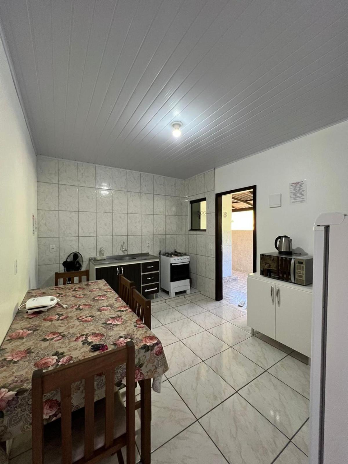 Quitinete Vo Ana Hotel Penha  Bilik gambar